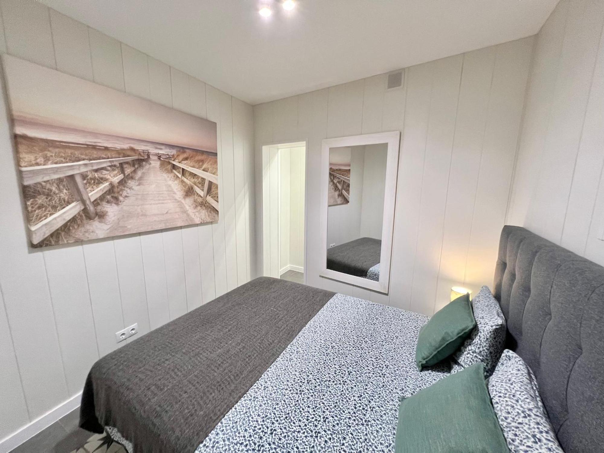 Cozy Suite apartment, WiFi! Santa Coloma de Gramanet Buitenkant foto