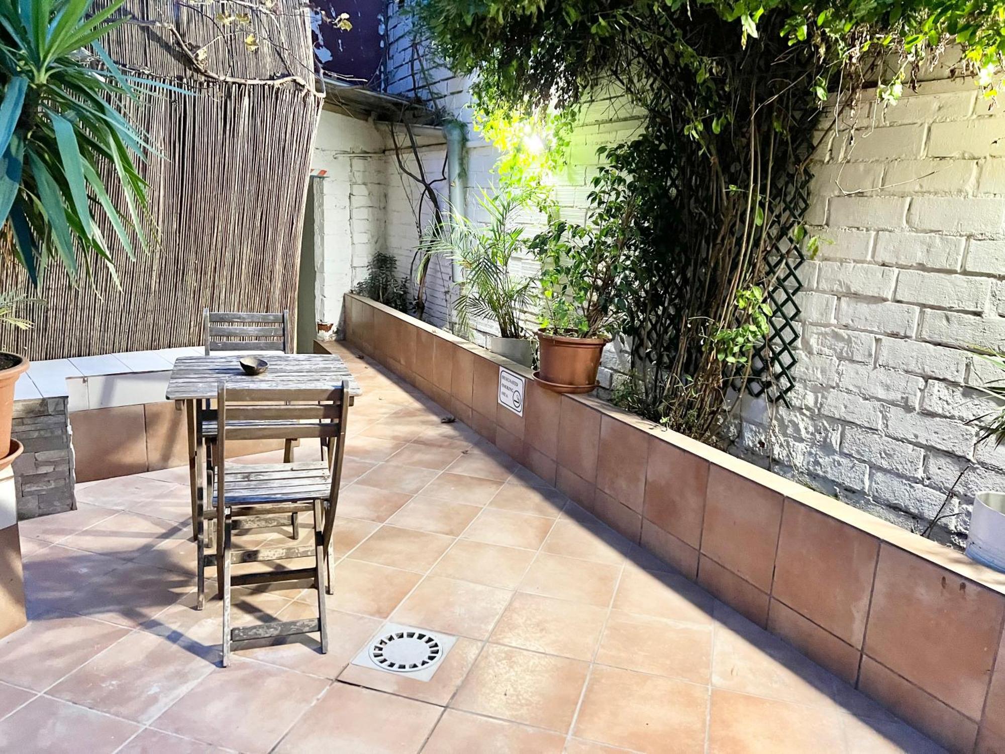Cozy Suite apartment, WiFi! Santa Coloma de Gramanet Buitenkant foto