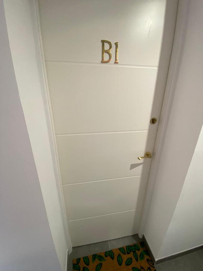 Cozy Suite apartment, WiFi! Santa Coloma de Gramanet Buitenkant foto
